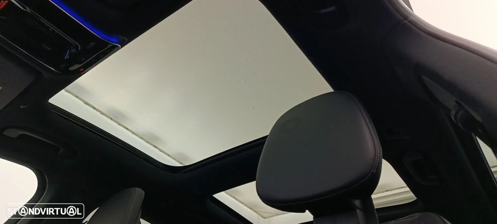 Mercedes-Benz E 300 Standard - 30