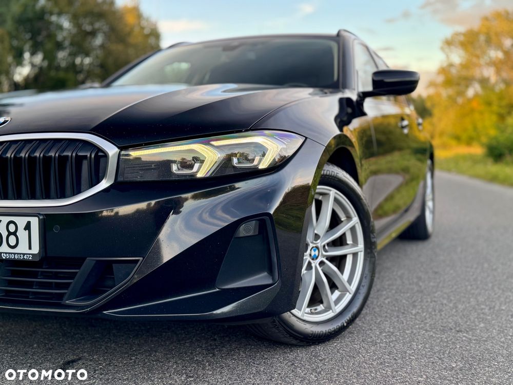 BMW Seria 3 318d Touring Sport Line - 23