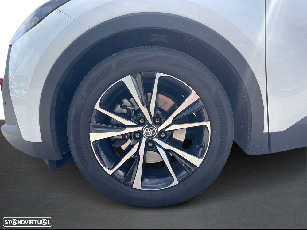 Toyota C-HR - 16
