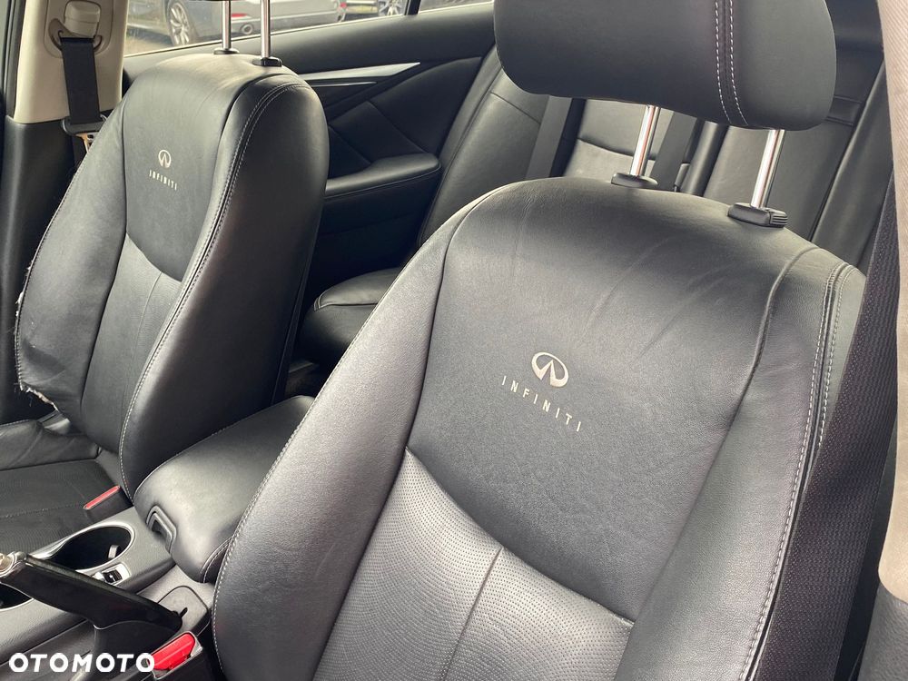 Infiniti Q50 2.2d - 14