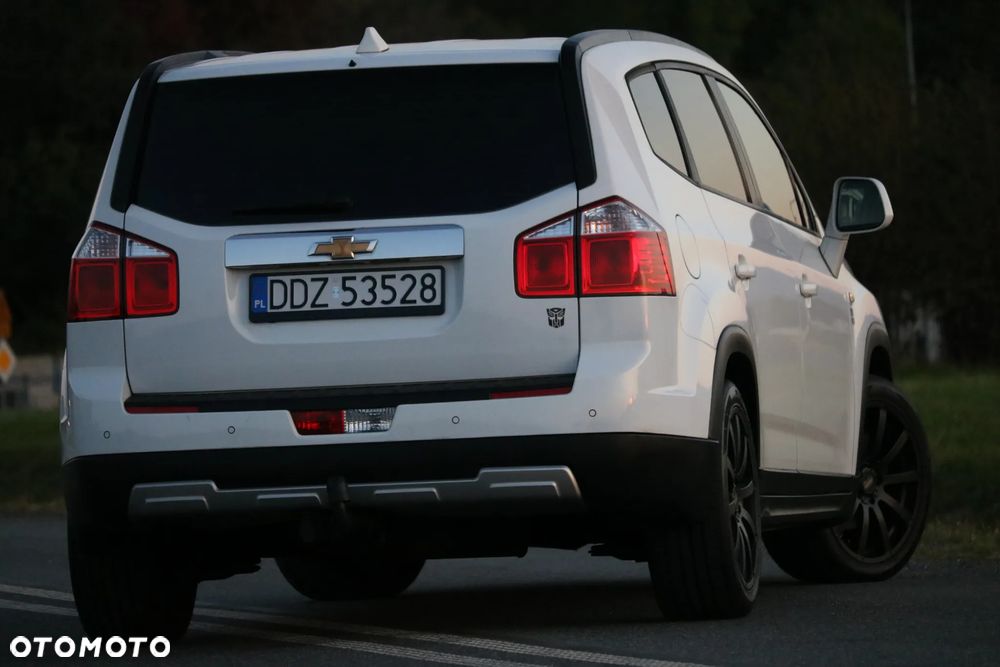 Chevrolet Orlando - 38
