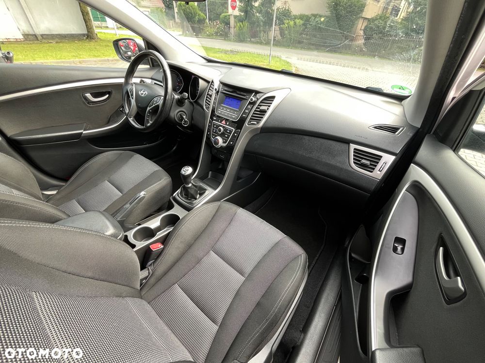 Hyundai i30 blue 1.4 Classic - 20