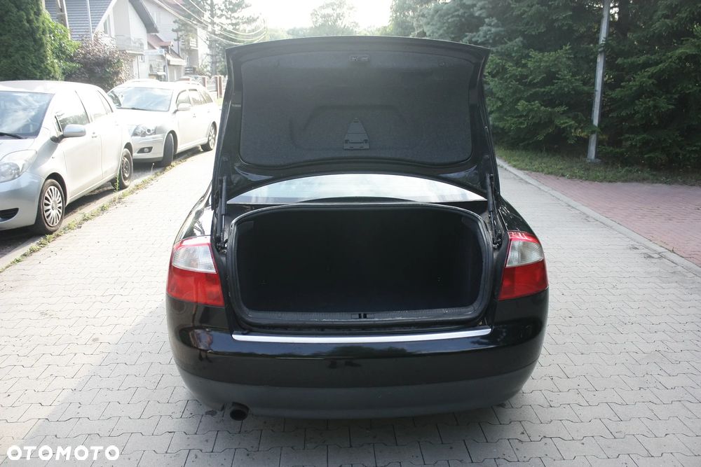 Audi A4 Avant 1.6 - 8
