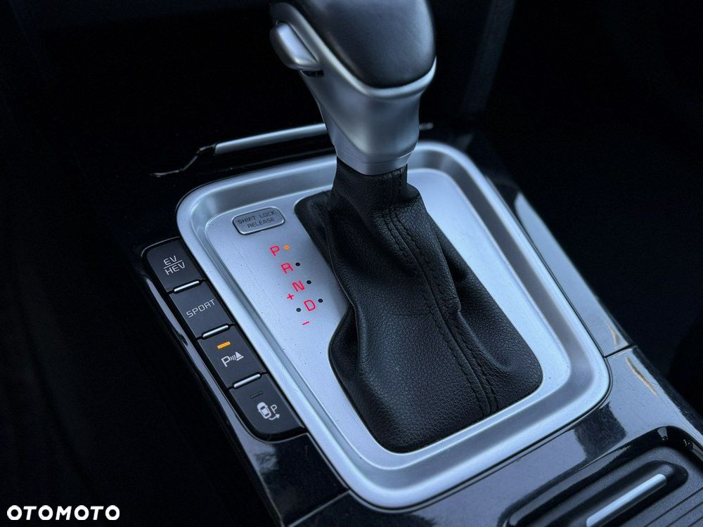 Kia Ceed 1.6 GDI PHEV Business Line DCT - 31
