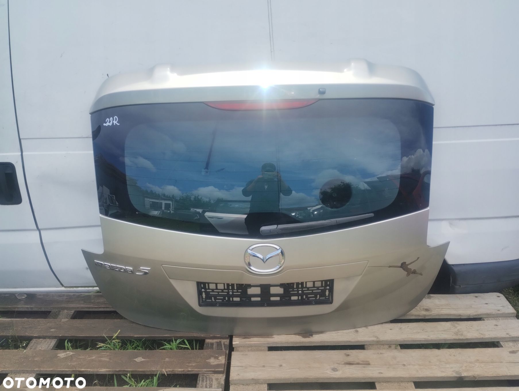 Klapa Bagażnika Tył Szyba Mazda V - 1
