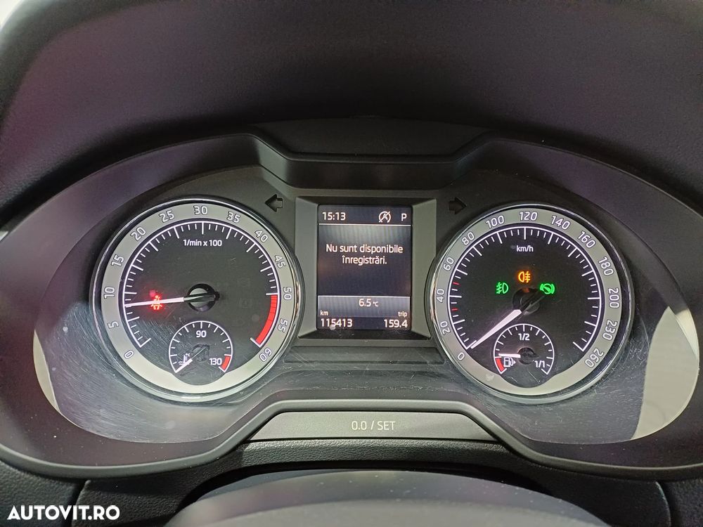 Skoda Octavia Combi Diesel 2.0 TDI DSG Style - 14