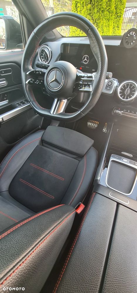 Mercedes-Benz GLB 220 d 4-Matic 8G-DCT - 16