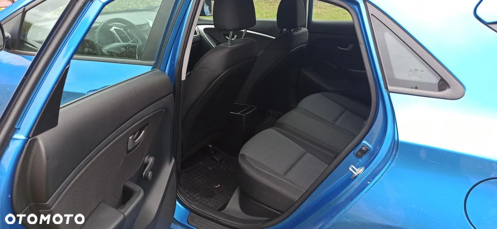 Hyundai i30 1.4 BlueDrive Comfort - 4