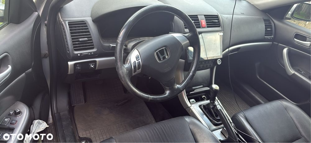 Honda Accord - 2