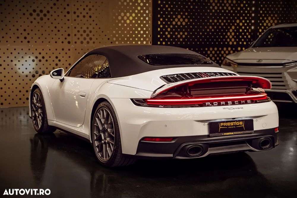 Porsche 911 Carrera PDK - 38