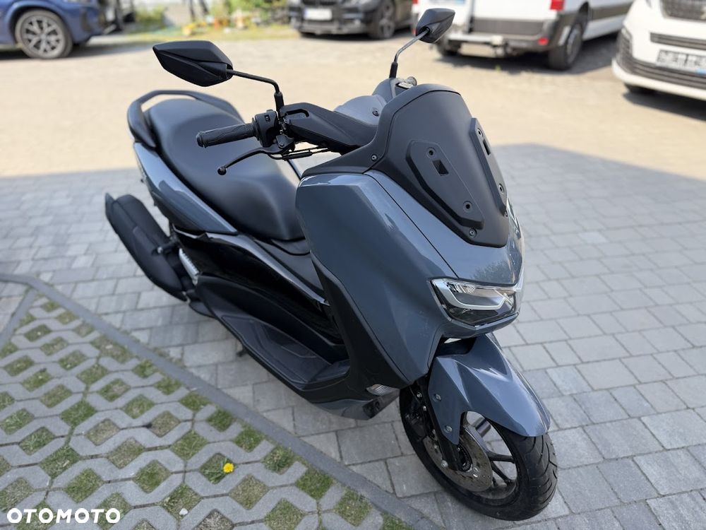 Yamaha NMAX - 13