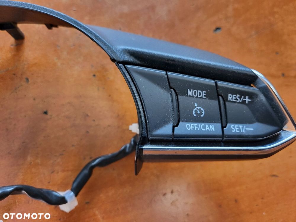 PRZYCISKI KIEROWNICY MULTIFUNKCJA MAZDA 3 CX-3 75L089 2018R - 3