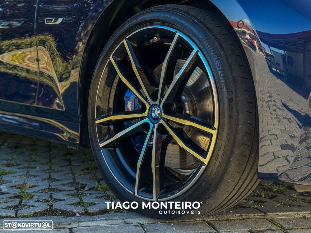 BMW 320 e Pack M Auto - 25