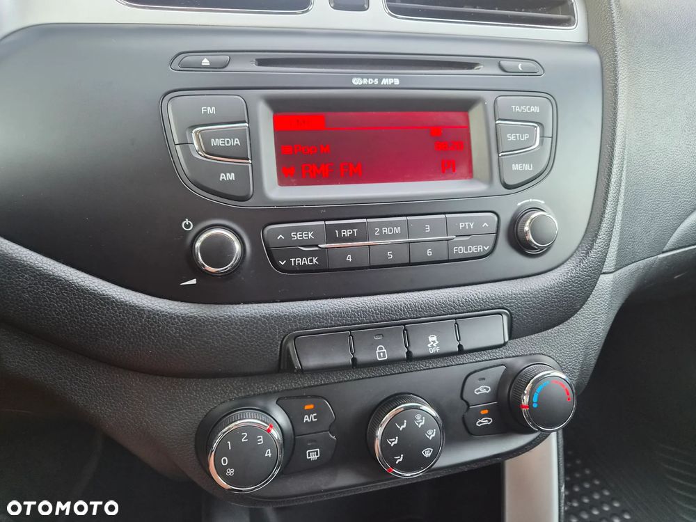 Kia Ceed 1.4 CRDi 90 Spirit - 16