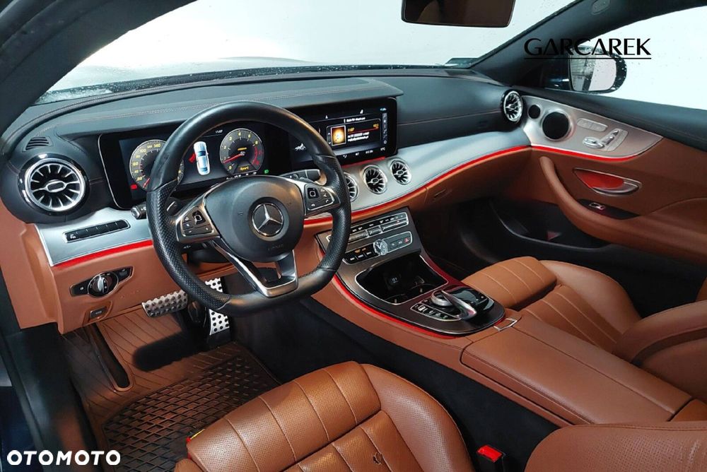 Mercedes-Benz Klasa E 400 4-Matic 9G-TRONIC - 16