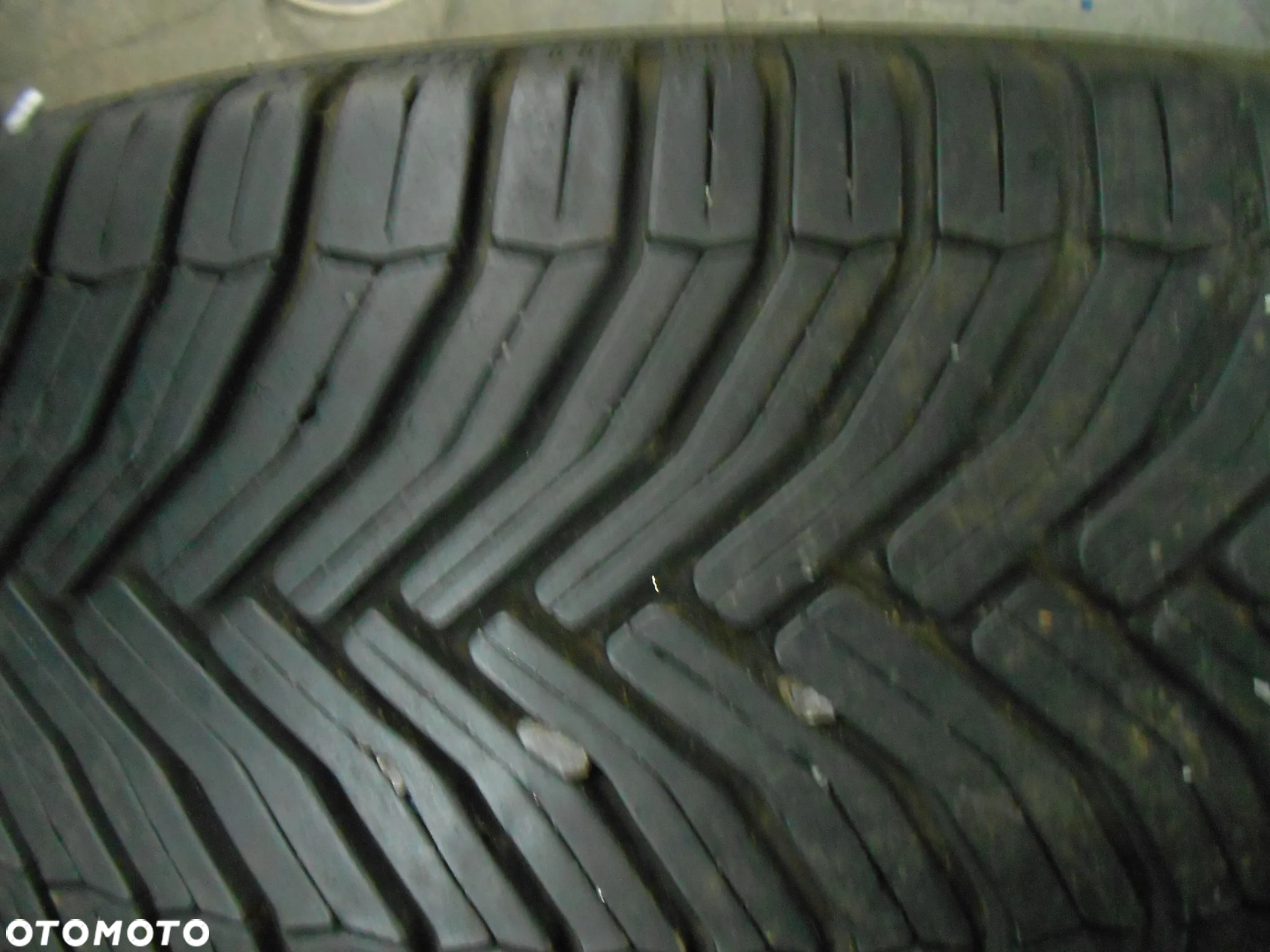 OPONA POJEDYNKA 195/55R16 MICHELIN CROSSCLIMATE + DOT 0719 7.9MM - 2