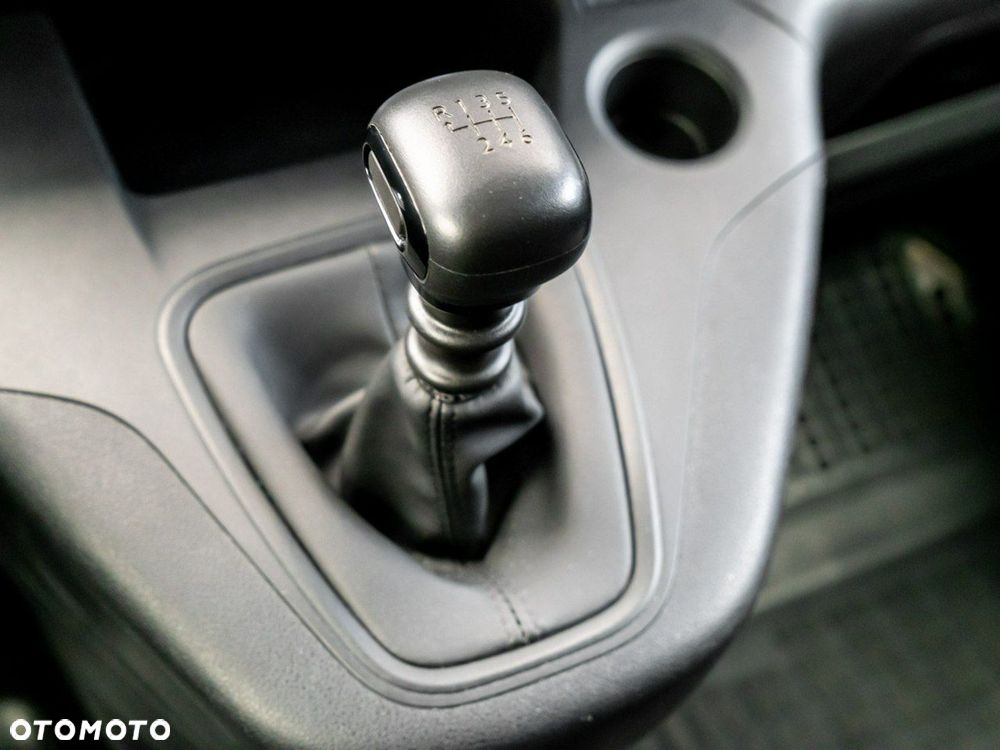 Peugeot Partner - 15