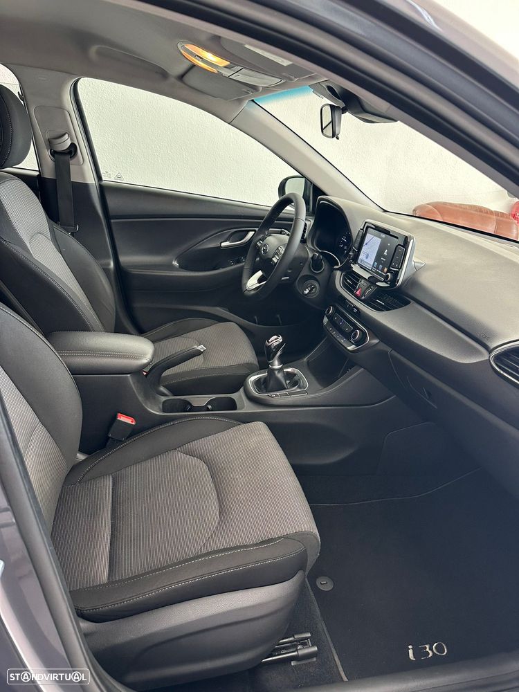 Hyundai i30 CW - 23