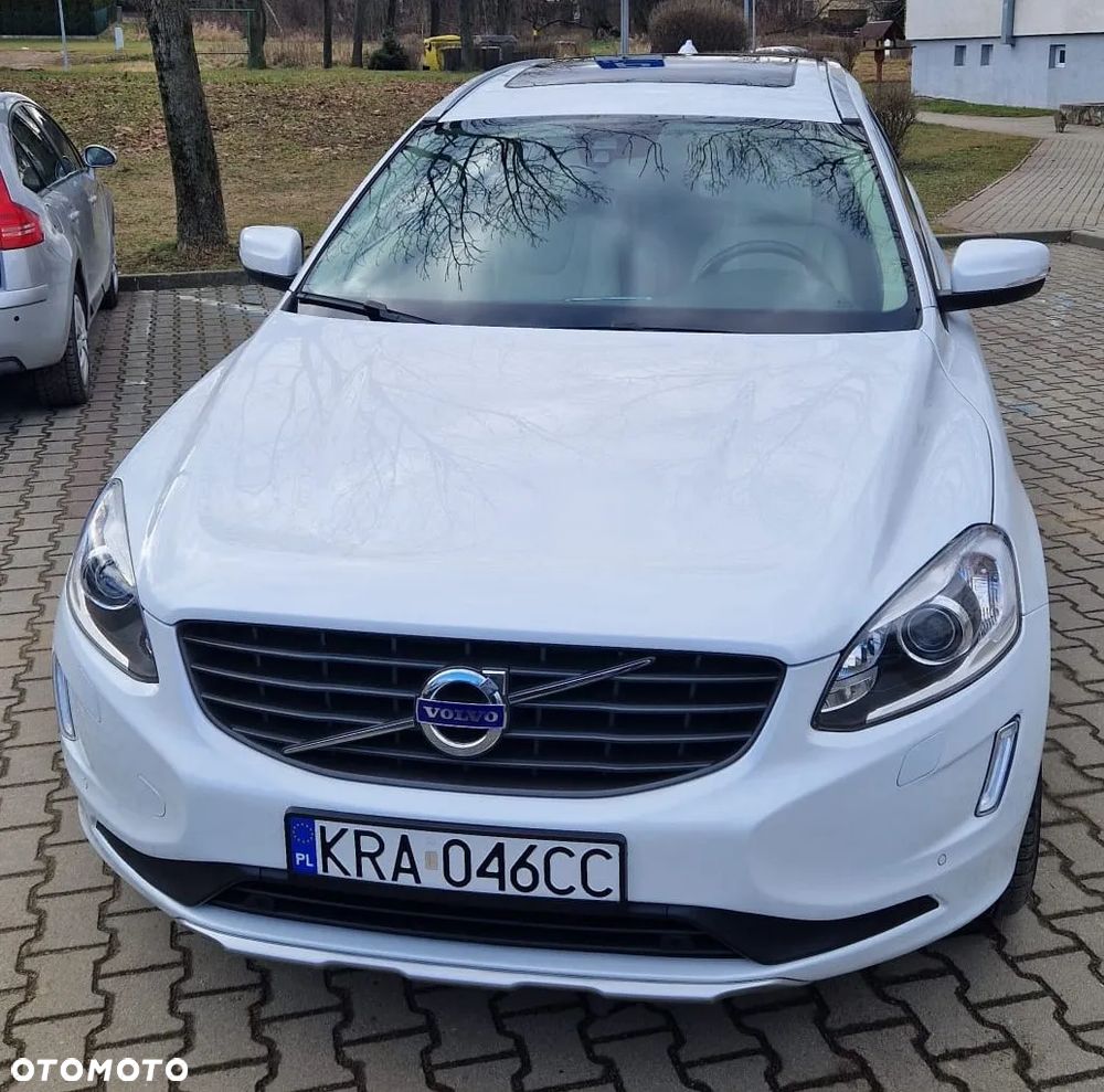 Volvo XC 60 T6 AWD Momentum - 1
