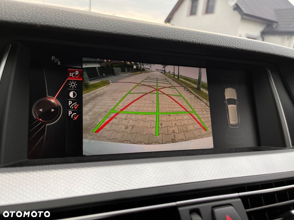 BMW Seria 5 520d xDrive M Sport sport - 14