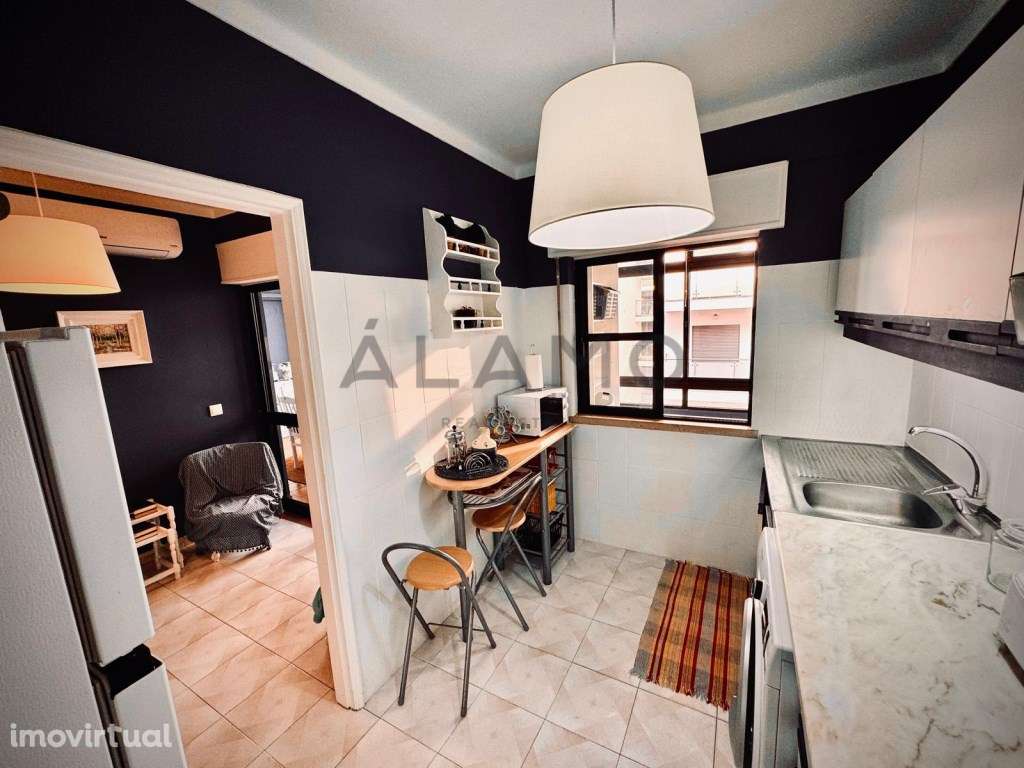 Apartamento T1 a 300m da Praia - Arrendamento Anual - Grande imagem: 3/13