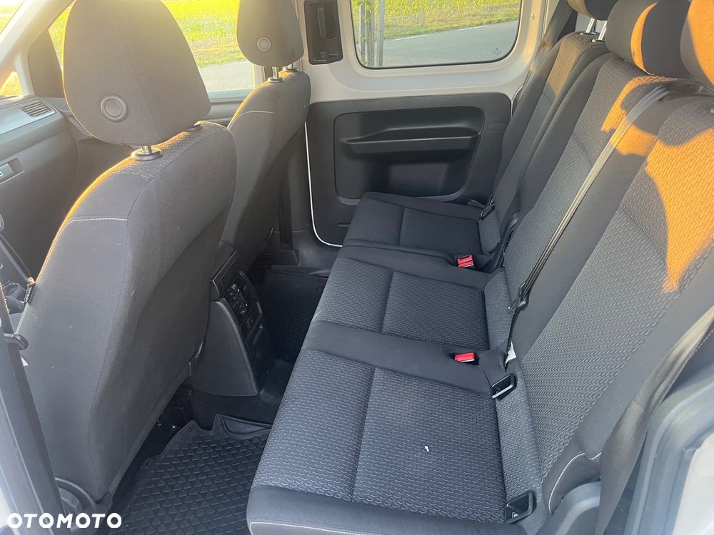 Volkswagen Caddy 2.0 TDI Comfortline - 8