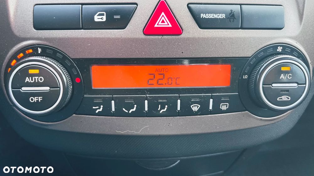 Kia Ceed - 10