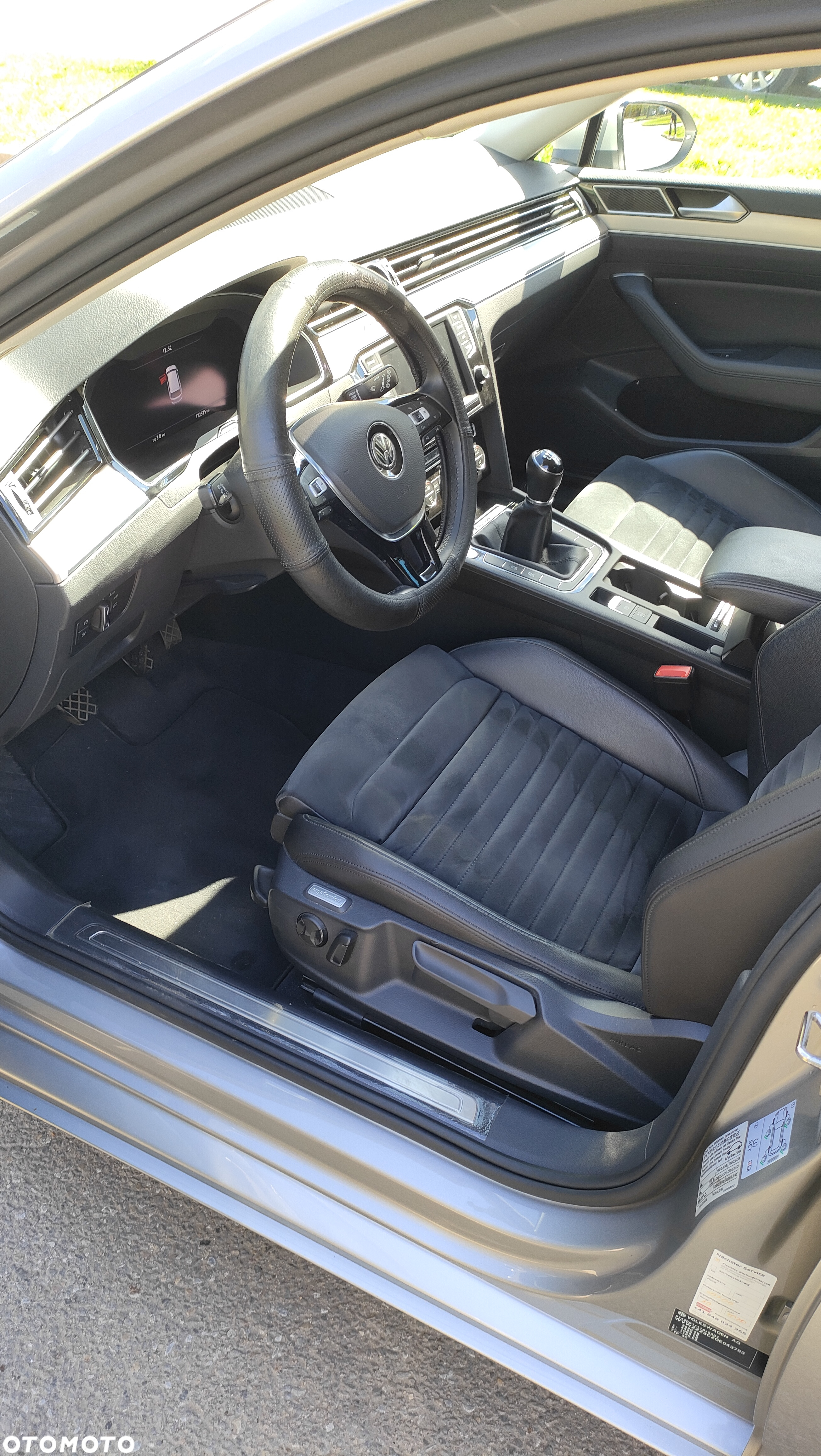 Volkswagen Passat 2.0 TDI BMT 4Mot Highline - 16