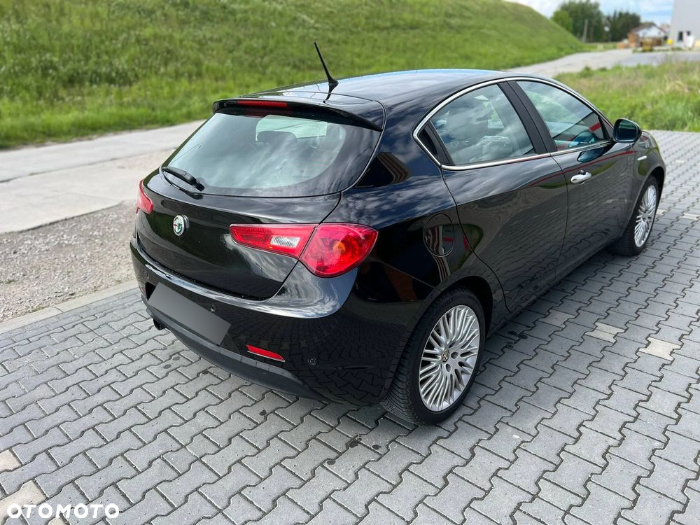 Alfa Romeo Giulietta 1.4 TB Distinctive LPG - 4