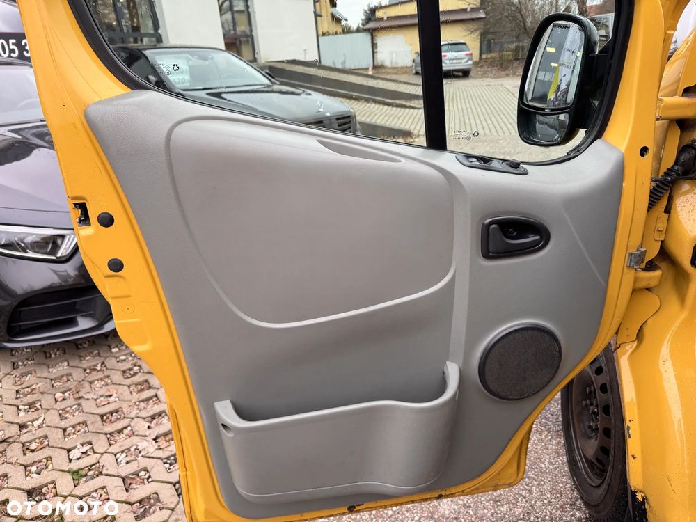 Opel Vivaro L2H1 - 12