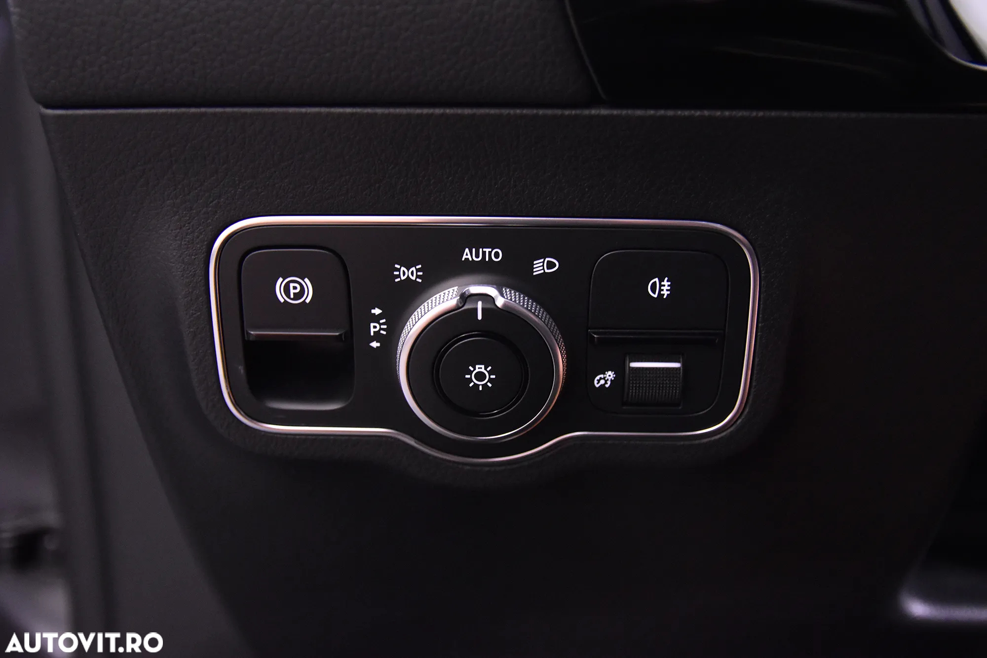 Mercedes-Benz GLA 220 d Aut. - 16