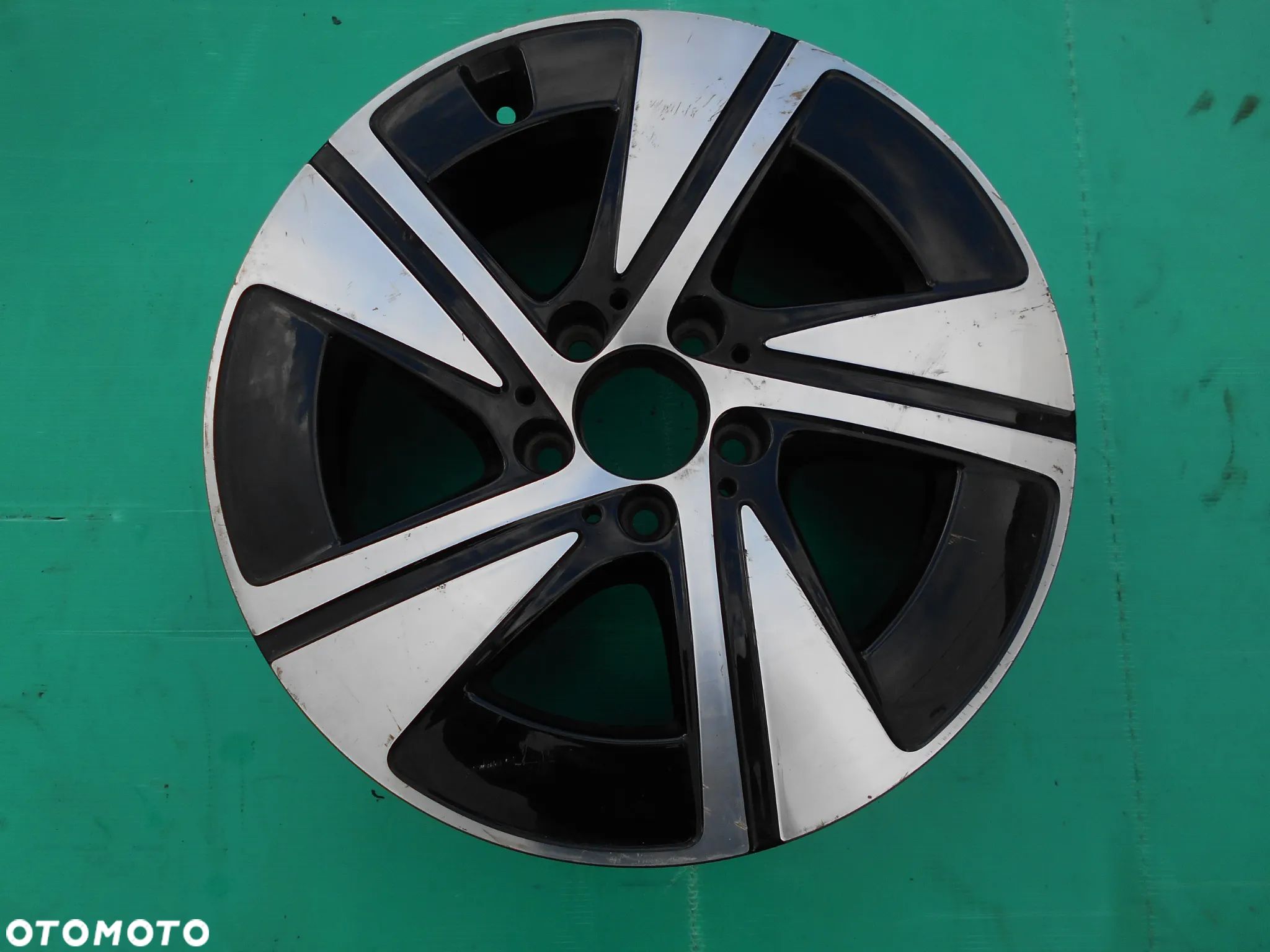 FELGA ALUMINIOWA POJEDYŃCZA MERCEDES VITO V KLASA  RONAL A4474017700 7.0" x 17" 5x112 - 1