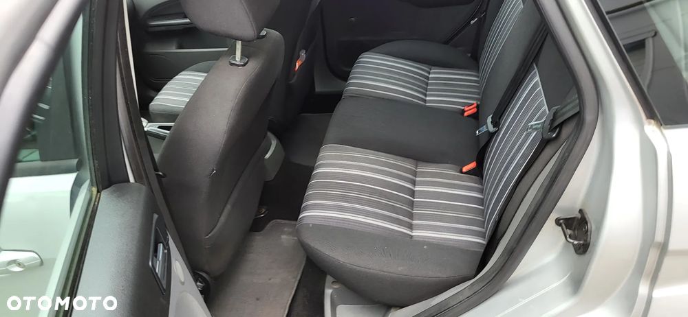 Ford Focus 1.6 16V Concept - 15