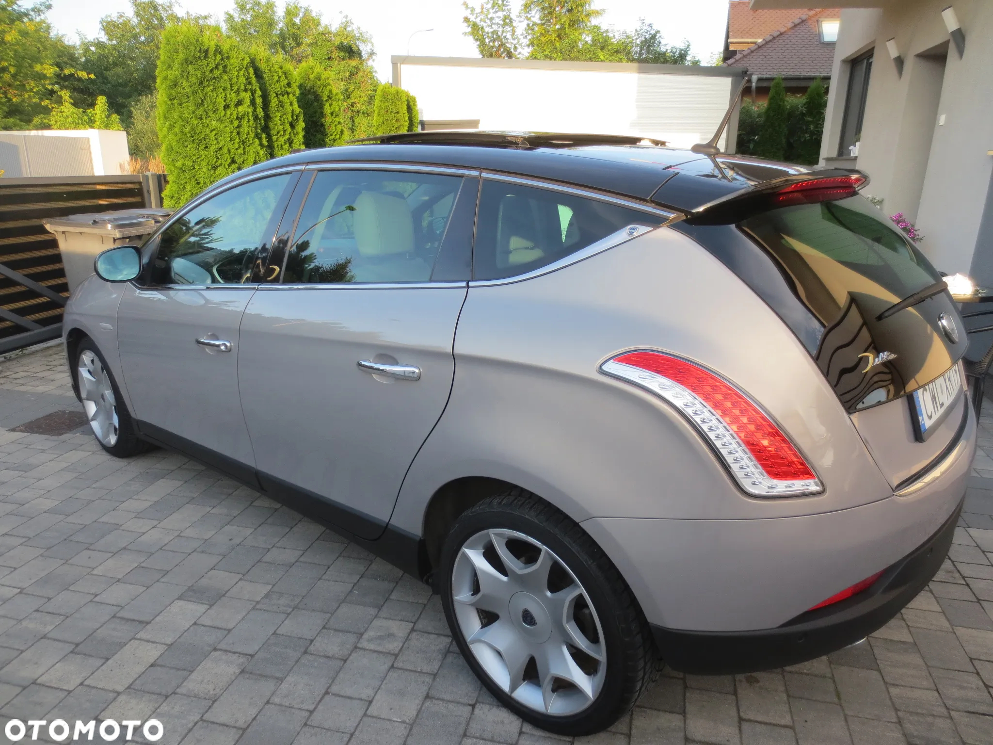 Lancia Delta 1.8 T-Jet Executive Sportronic - 22