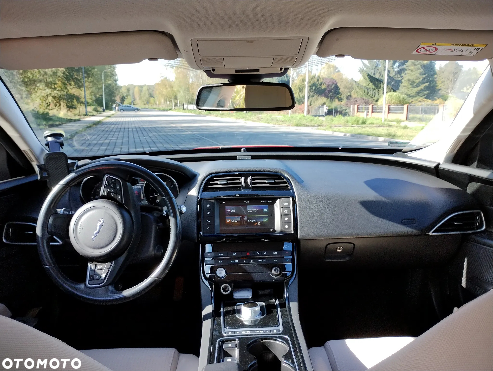 Jaguar XE 2.0 D Pure - 14