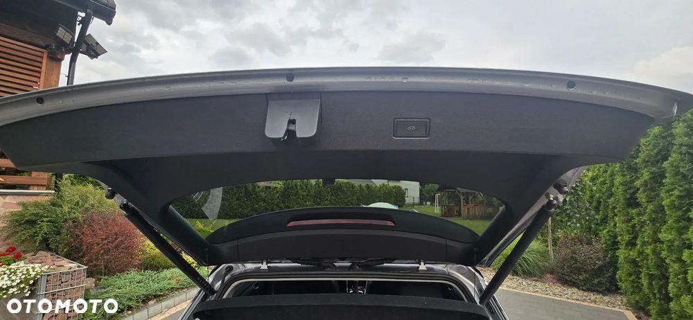 Volkswagen T-Roc - 10