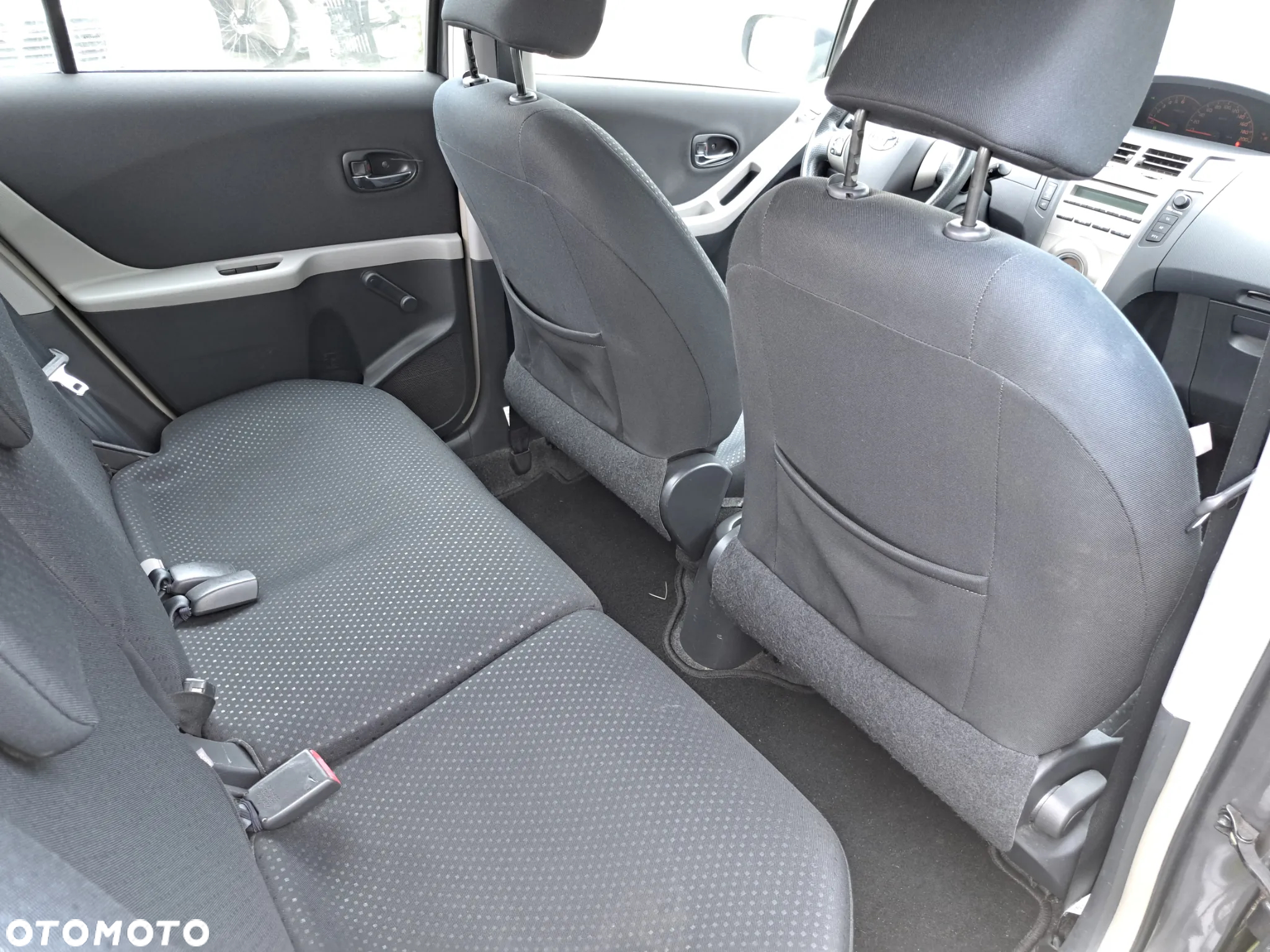 Toyota Yaris - 21