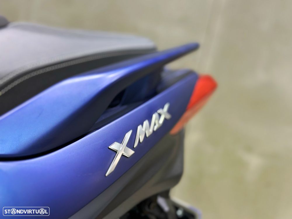 Yamaha X-Max 300 - 16