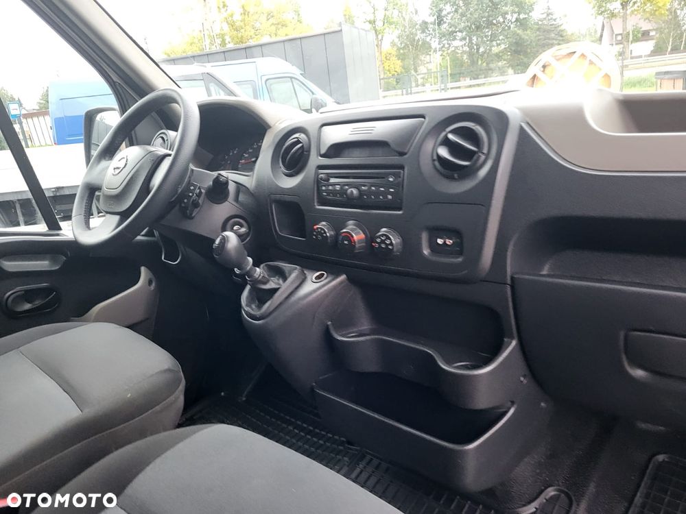 Nissan NV400 - 18