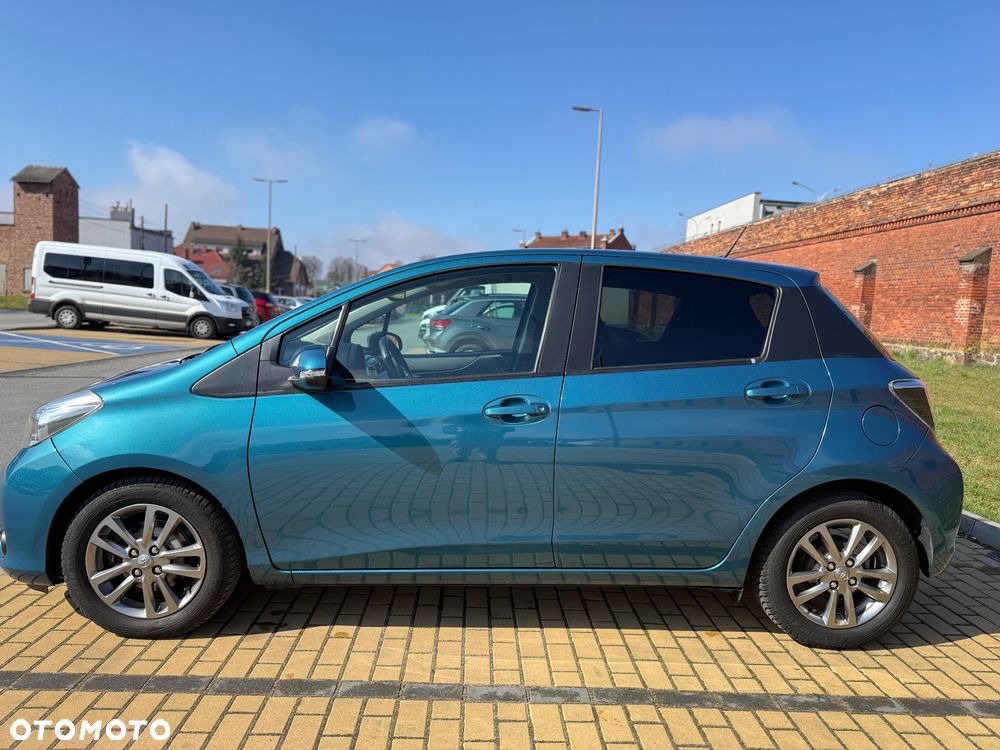 Toyota Yaris 1.33 VVT-i Edition 2014 - 5