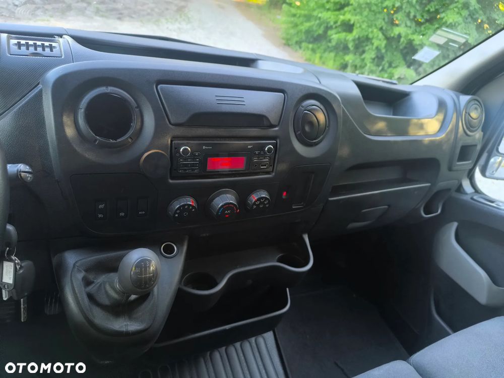 Renault Master - 15