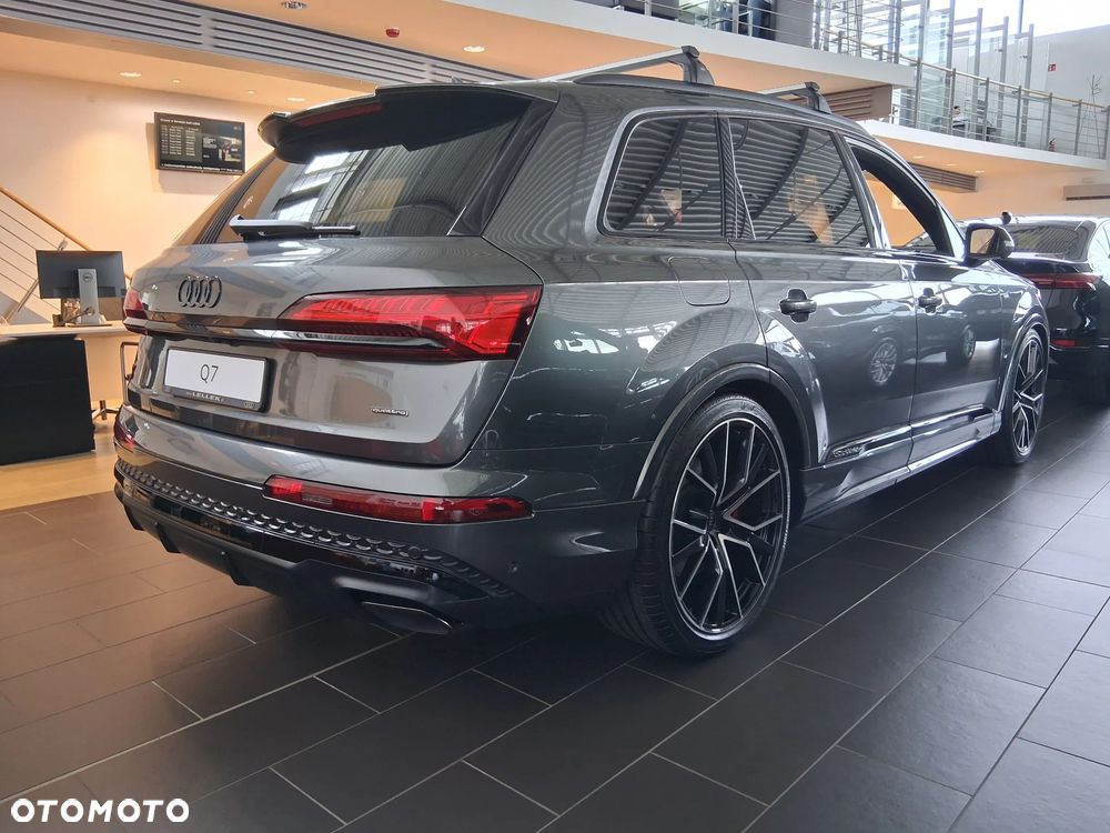 Audi Q7 60 TFSI e PHEV Quattro S Line Tiptr - 5