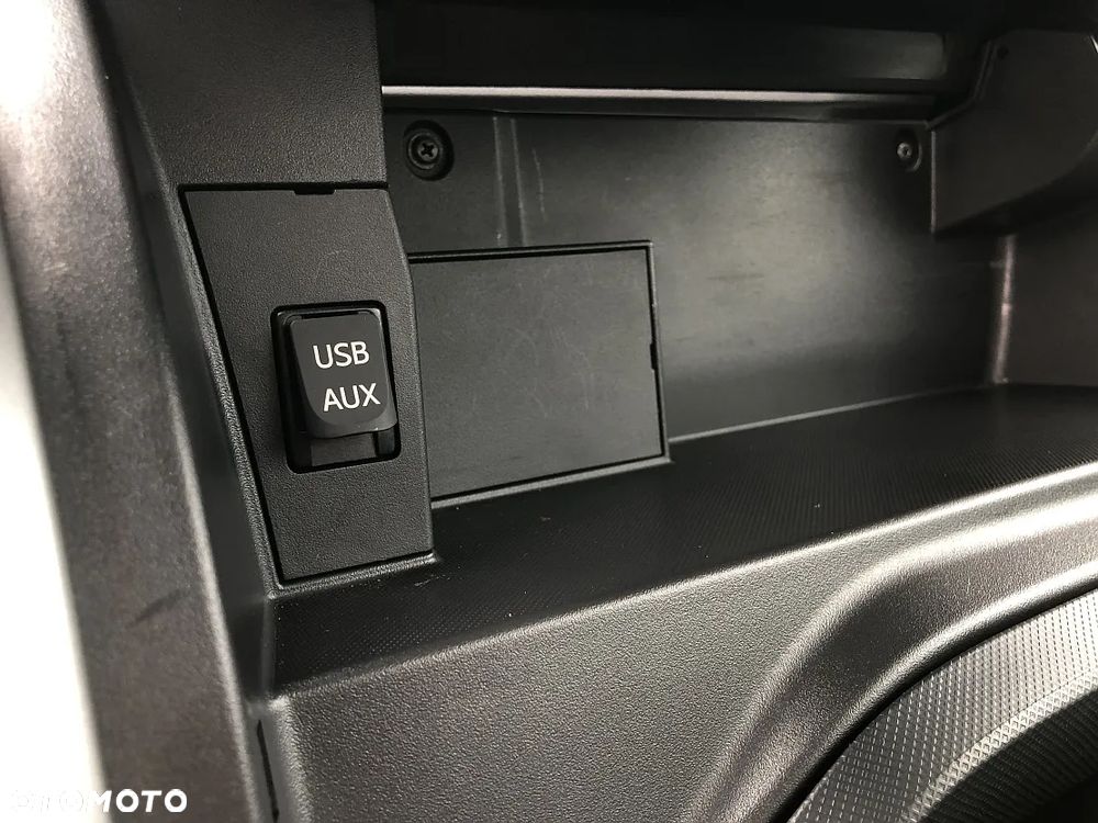 Toyota Auris - 19