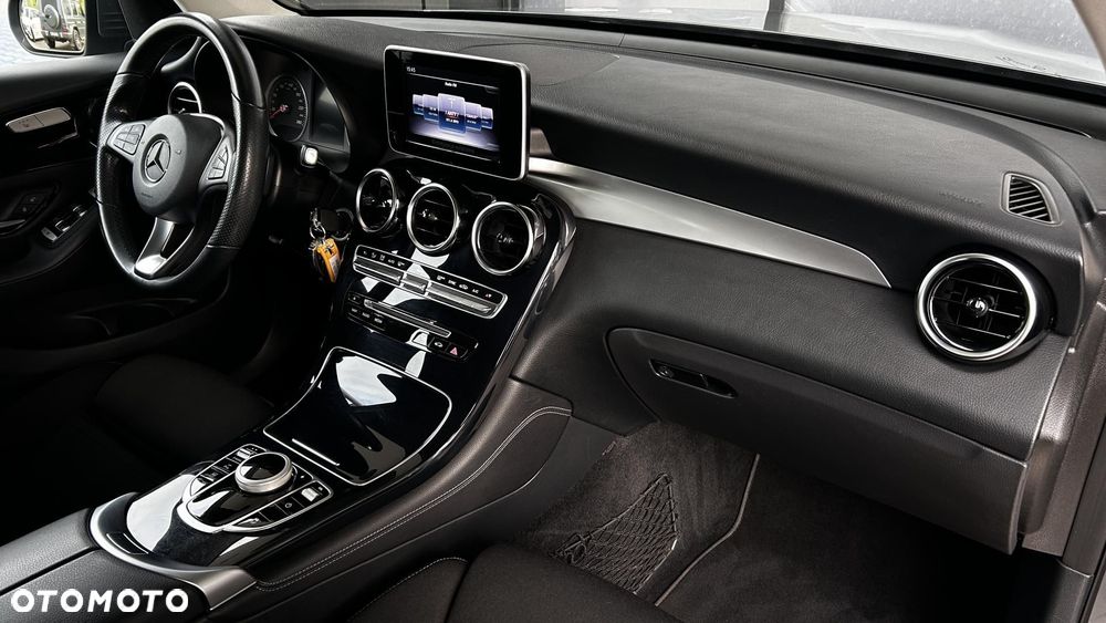 Mercedes-Benz GLC 250 4-Matic - 26
