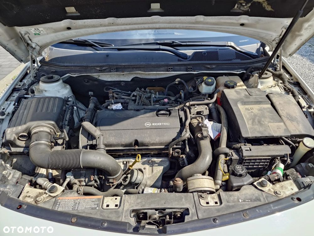 Opel Insignia 1.6 Turbo - 14