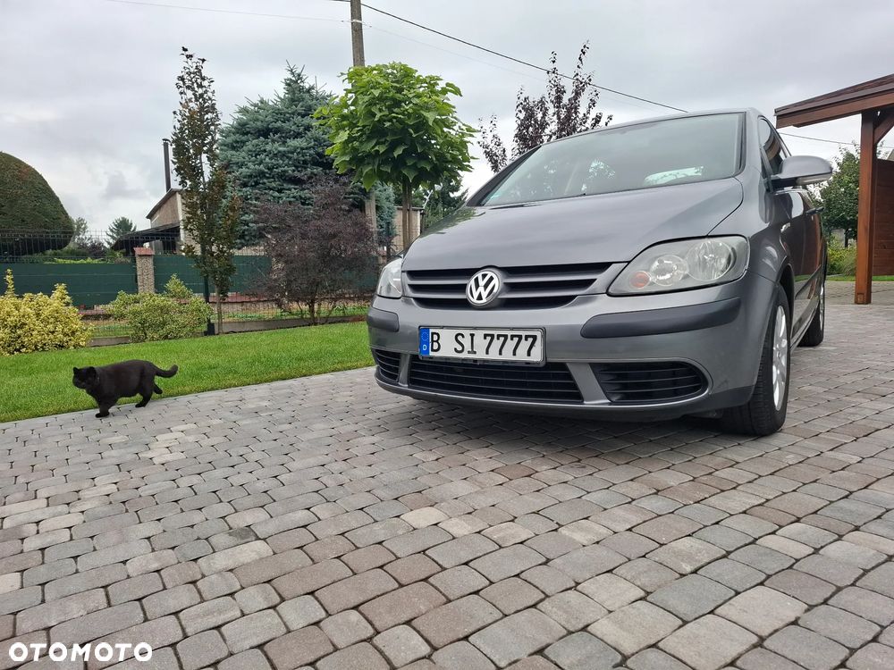 Volkswagen Golf Plus - 9