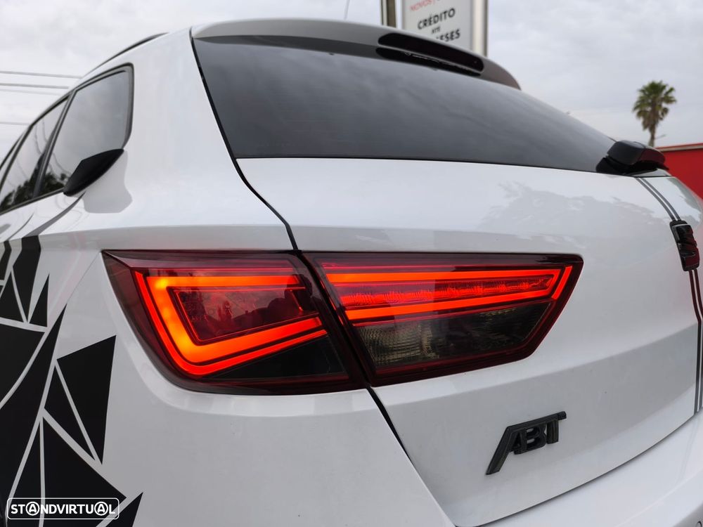 SEAT Leon 2.0 TDI DPF S&S DSG FR - 16