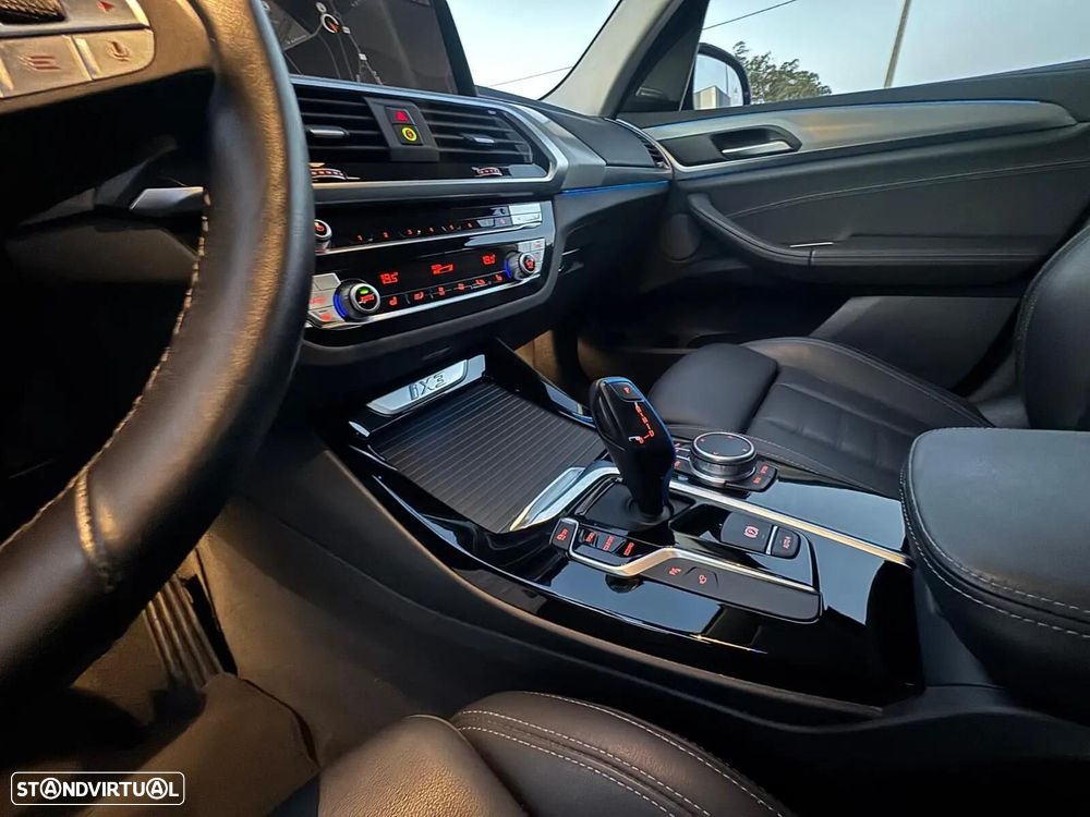 BMW iX3 Inspiring - 7