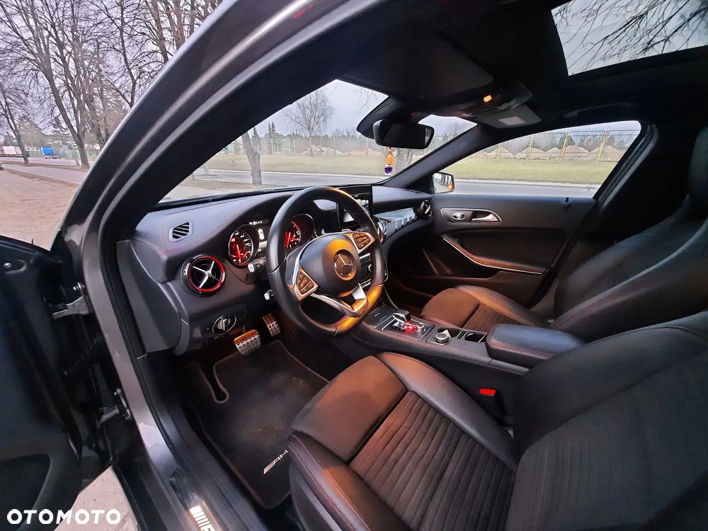 Mercedes-Benz GLA AMG 45 4Matic AMG Speedshift 7G-DCT - 7