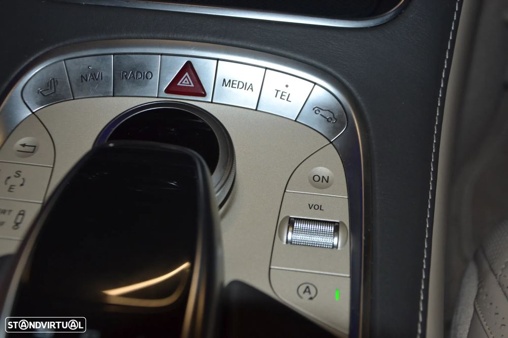 Mercedes-Benz S 500 Maybach 4-Matic - 37